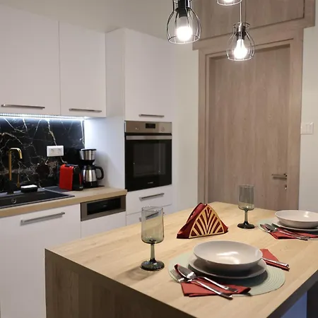 Chic & Comfort Homes In Central Volos # 2 Dış mekan fotoğraf